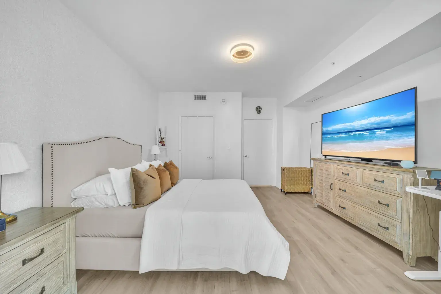 253 NE 2nd St APT 3108, Miami, FL 33132