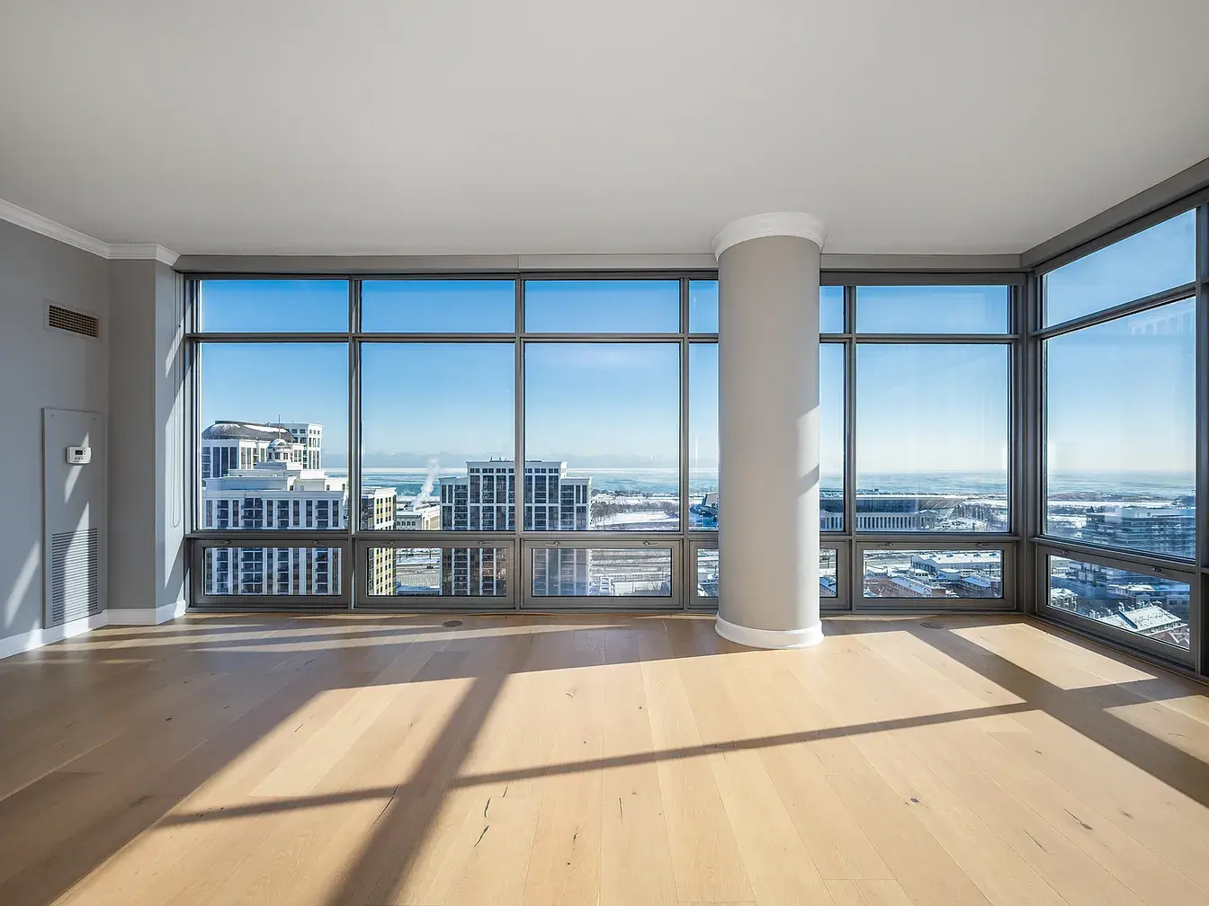 100 14th St APT 2205,   Chicago, IL 60605