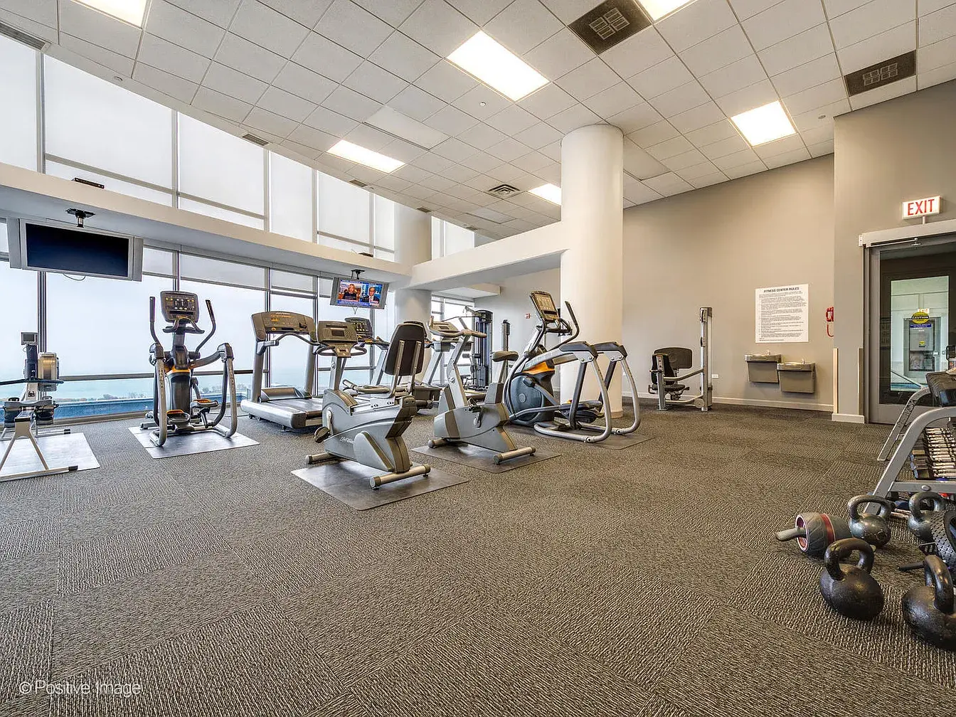 100 14th St APT 2205,   Chicago, IL 60605